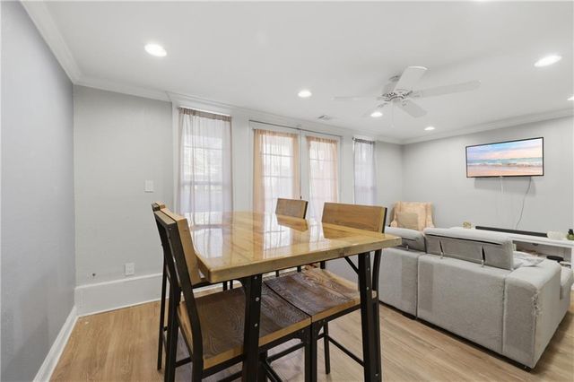 4727 Jarboe Street 102, Kansas City, MO 64112