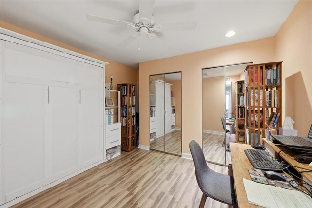 4727 Jarboe Street 102, Kansas City, MO 64112