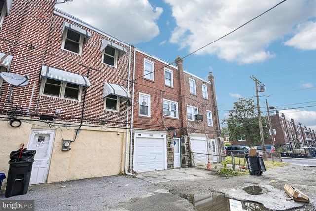 1302 WYCOMBE AVE, Darby, PA 19023