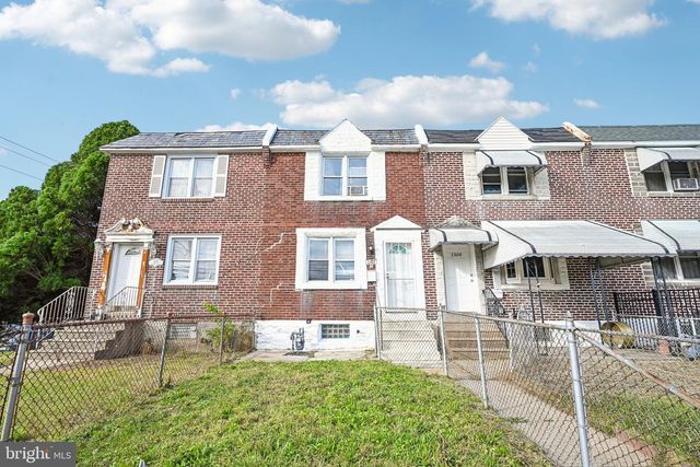 1302 WYCOMBE AVE, Darby, PA 19023