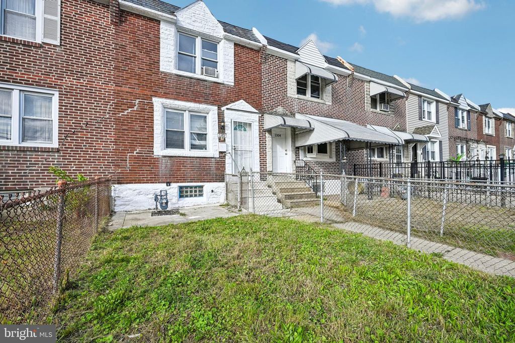 1302 WYCOMBE AVE, DARBY, PA 19023 — photo 3