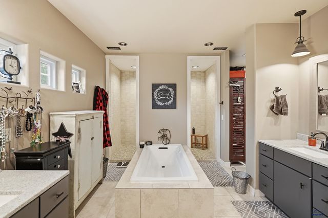 22790 NORRIS PEAK RD, Rapid City, SD 57702