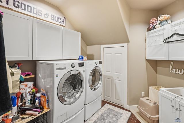 22790 NORRIS PEAK RD, Rapid City, SD 57702