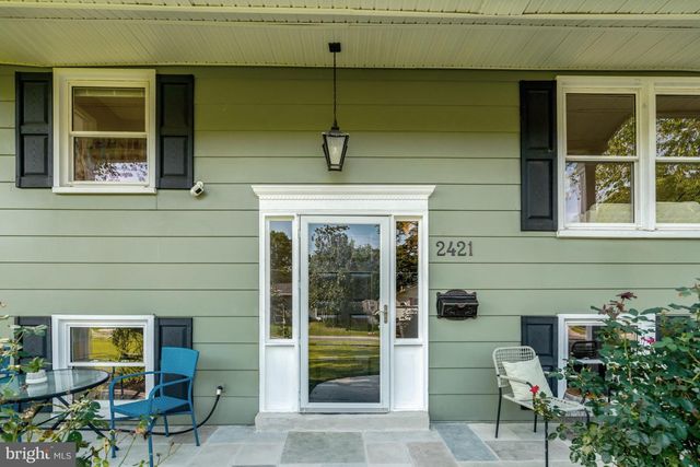 2421 STIRRUP LN, Alexandria, VA 22308