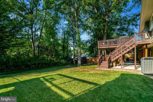 2421 STIRRUP LN, Alexandria, VA 22308