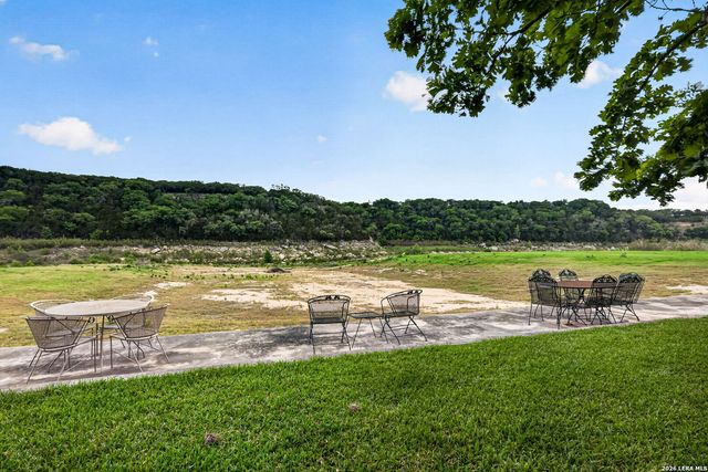 199 LAKESHORE DR S, Bandera, TX 78003