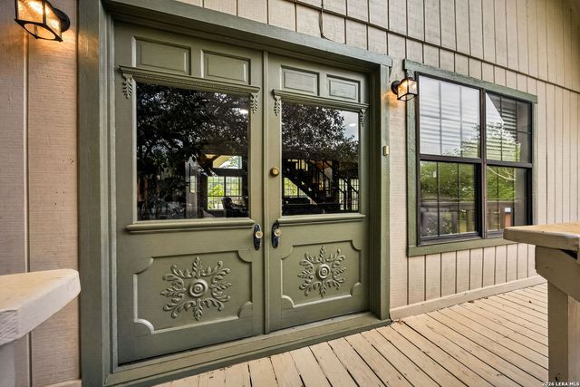 199 LAKESHORE DR S, Bandera, TX 78003
