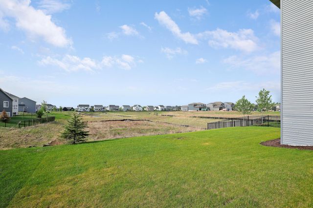 9568 63rd Street S, Cottage Grove, MN 55016