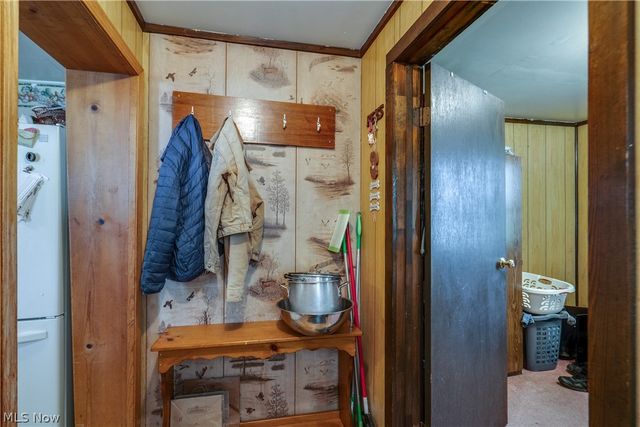 3797 Harper Avenue, Barberton, OH 44203