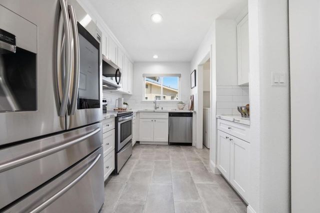 33790 Dartmouth Avenue, Union City, CA 94587