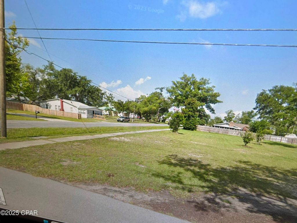 814 Minnesota Avenue, Lynn Haven, FL 32444