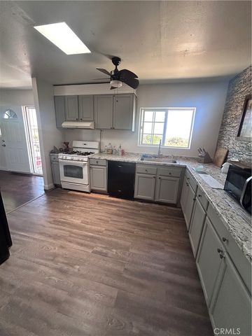 8471 Caughlin, Phelan, CA 92371