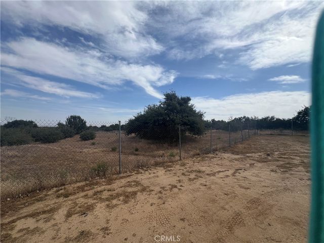8471 Caughlin, Phelan, CA 92371