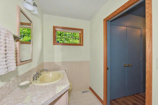 1168 W Bluestem COURT, Elkhorn, WI 53121