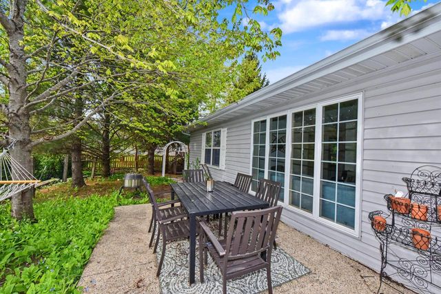 1168 W Bluestem COURT, Elkhorn, WI 53121