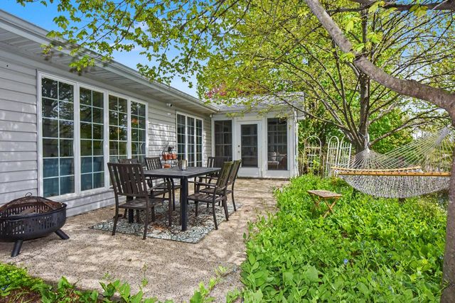 1168 W Bluestem COURT, Elkhorn, WI 53121