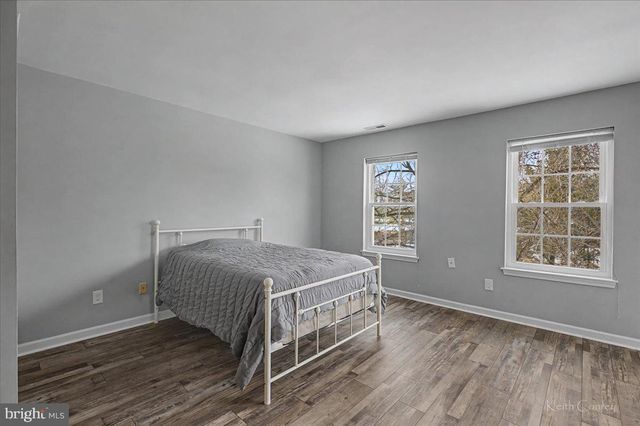 496 REVERE DR, Southampton, PA 18966