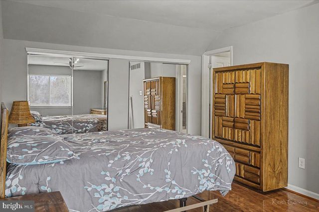 496 REVERE DR, Southampton, PA 18966