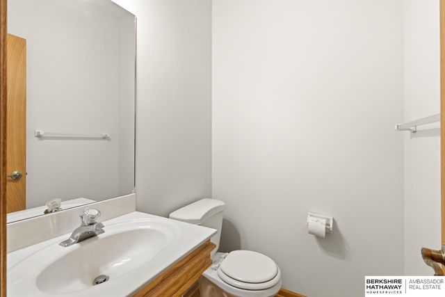 2106 S 185th Street, Omaha, NE 68130