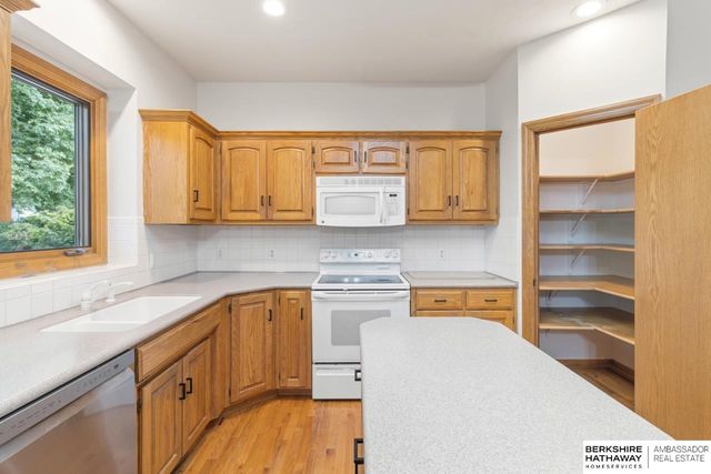 2106 S 185th Street, Omaha, NE 68130