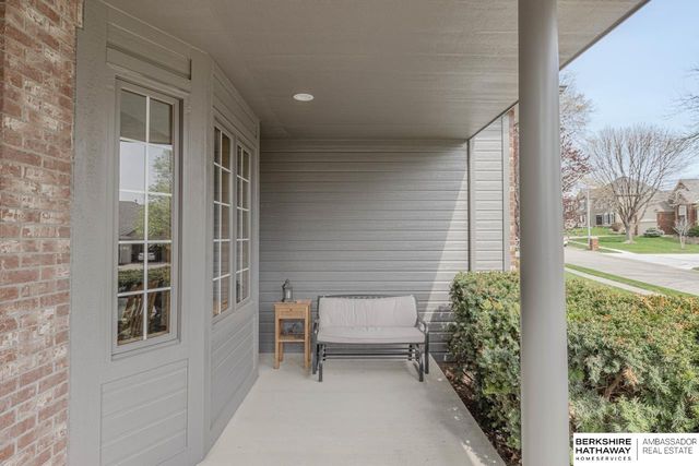 2106 S 185th Street, Omaha, NE 68130
