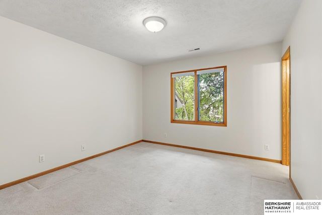 2106 S 185th Street, Omaha, NE 68130