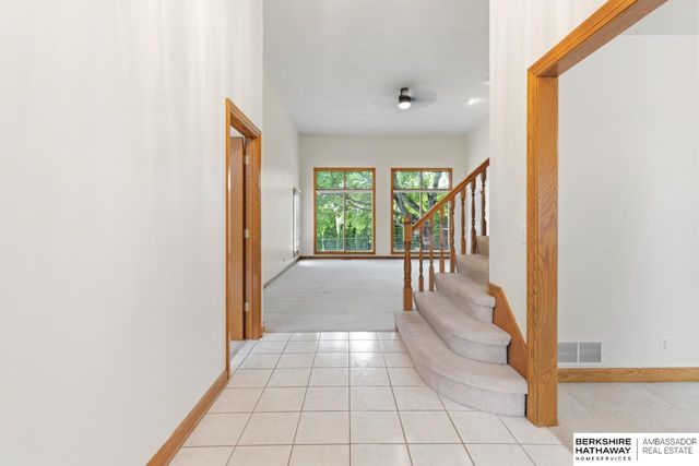 2106 S 185th Street, Omaha, NE 68130