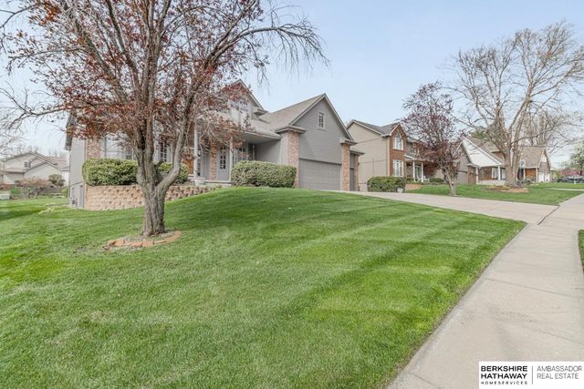 2106 S 185th Street, Omaha, NE 68130