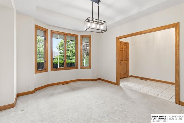 2106 S 185th Street, Omaha, NE 68130