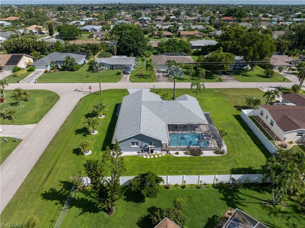 514 SE 34th TER, CAPE CORAL, FL 33904 — photo 2