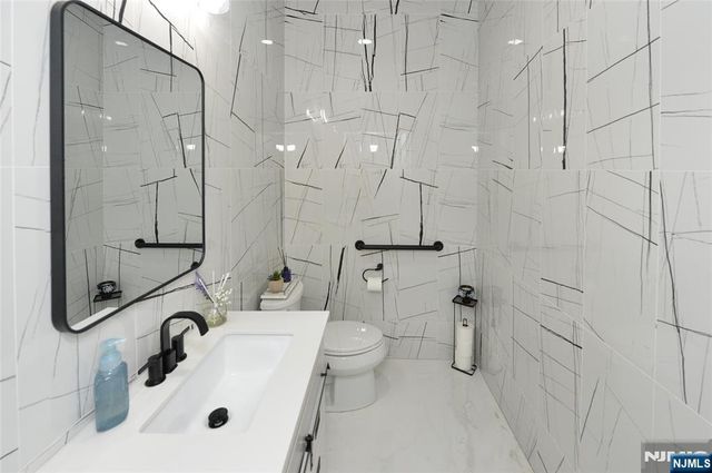 216-222 Bergen Boulevard, Fairview, NJ 07022