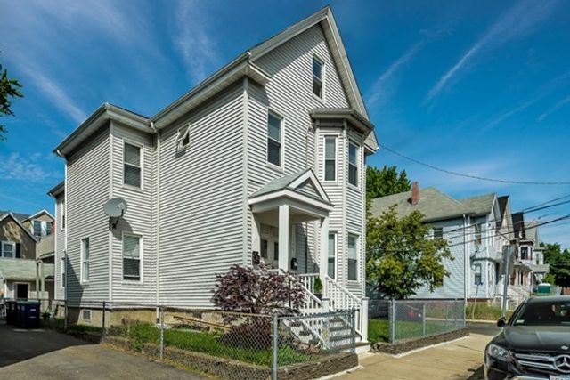79 Flint 2, Somerville, MA 02155