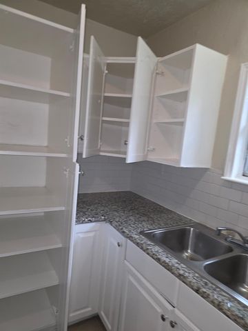 242 Bolden Street, Houston, TX 77029