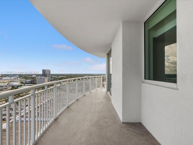 1745 E Hallandale Beach Blvd 2007W, Hallandale Beach, FL 33009
