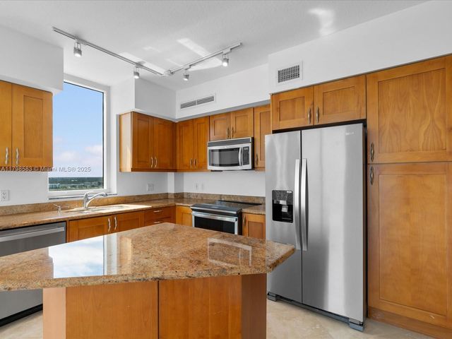 1745 E Hallandale Beach Blvd 2007W, Hallandale Beach, FL 33009