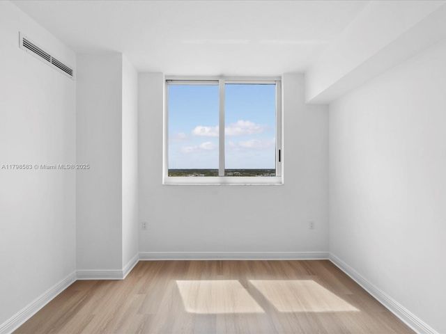 1745 E Hallandale Beach Blvd 2007W, Hallandale Beach, FL 33009