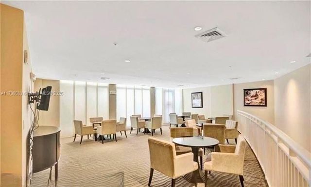 1745 E Hallandale Beach Blvd 2007W, Hallandale Beach, FL 33009