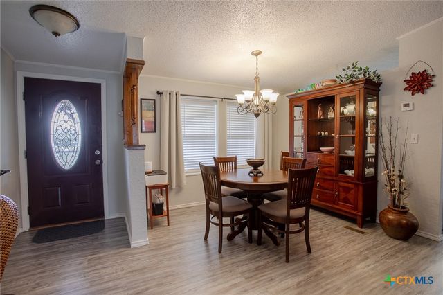 64 Colake Drive, Victoria, TX 77905