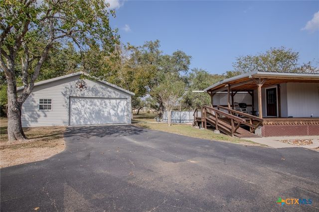 64 Colake Drive, Victoria, TX 77905