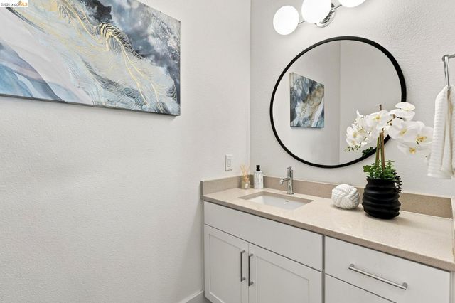 10300 San Pablo Ave 103, El Cerrito, CA 94530