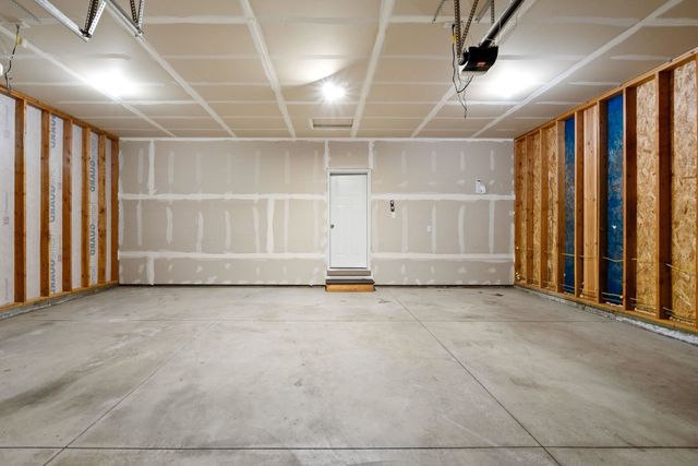 2905 S Custer Ln, Spokane, WA 99223