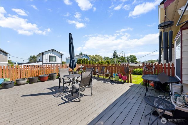 3704 Commercial Avenue, Anacortes, WA 98221
