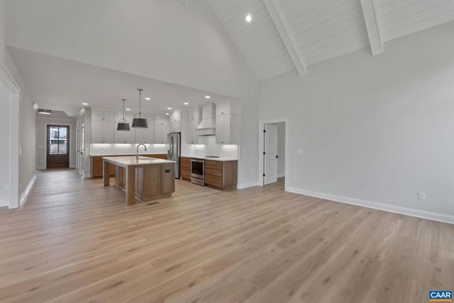 6131 WESTHALL DR, Crozet, VA 22932