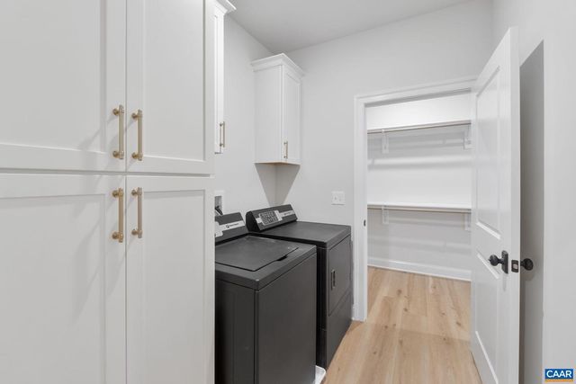 6131 WESTHALL DR, Crozet, VA 22932