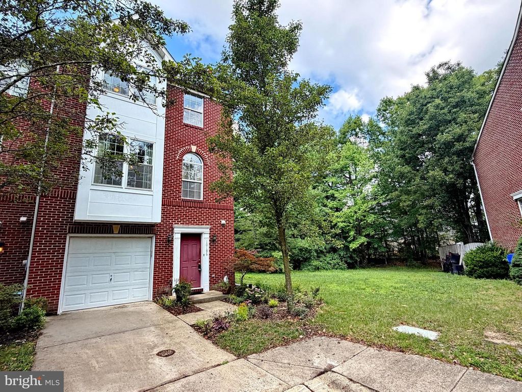 10186 TREE FROG PL, White Plains, MD 20695