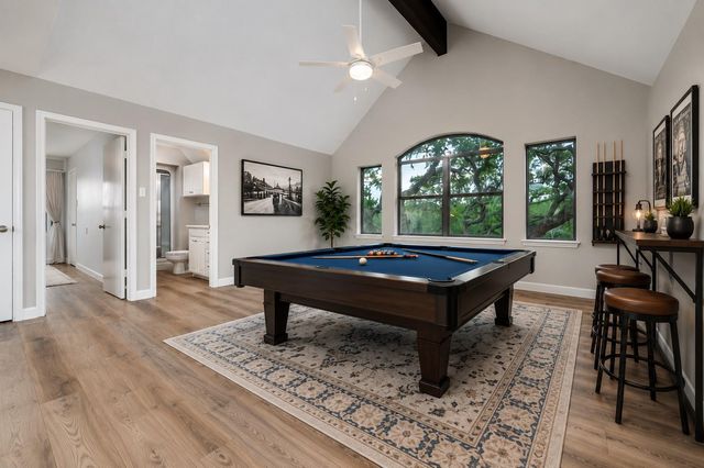 330 Live Oak Hills CT, San Marcos, TX 78666