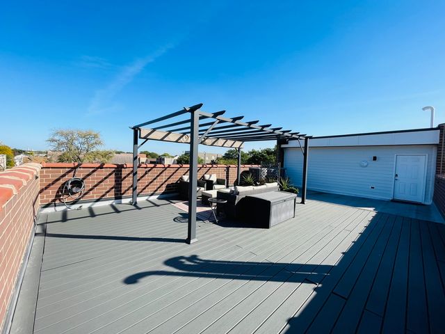 3644 W Belmont Avenue 2, Chicago, IL 60618