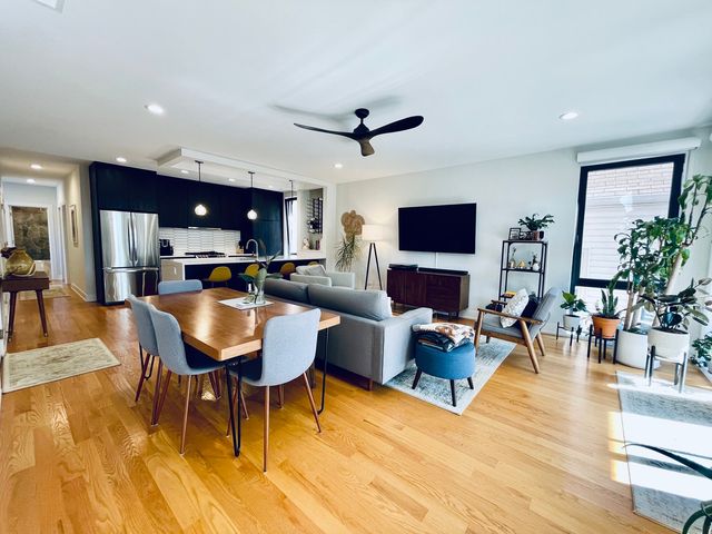 3644 W Belmont Avenue 2, Chicago, IL 60618