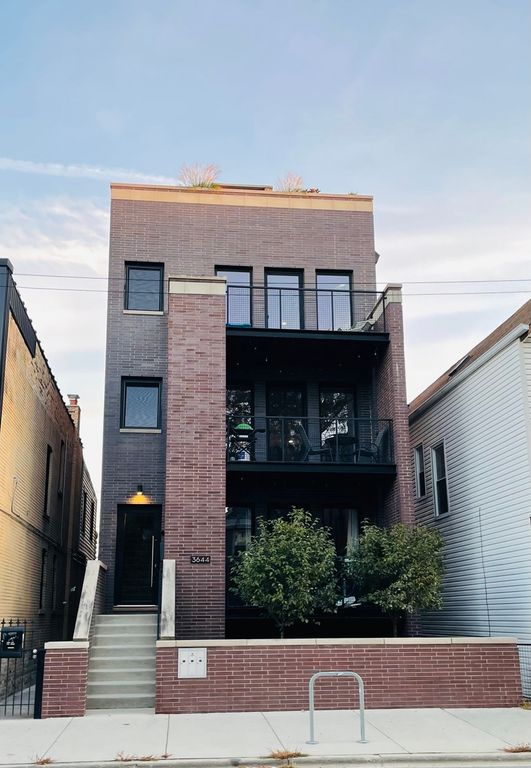 3644 W Belmont Avenue 2, Chicago, IL 60618