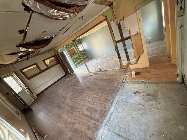 379 Front Street, Woonsocket, RI 02895